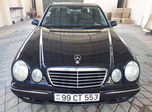 Mercedes E 240, 2001 il