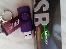 USB flaş 4GB