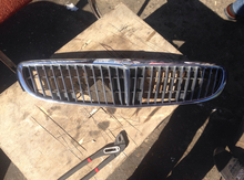"Nissan Maxima" radiator barmaqlığı