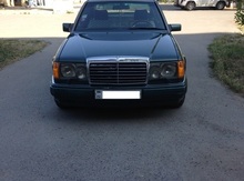 Mercedes E 230, 1992 il
