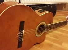Gitara "Arenas"