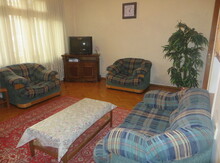 2-otaqlı mənzil kirayə verilir, Nəsimi r., 75 m²
