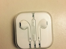 "Apple iPhone" qulaqlıqları