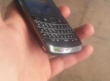 BlackBerry 9700