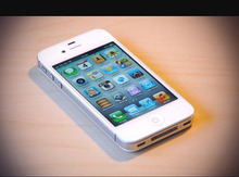 Apple iPhone 4S