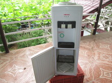 Dispenser