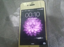Apple iPhone 4S