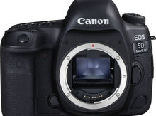 Fotoaparat "Canon EOS 5D Mark IV DSLR Camera"