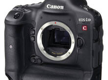 Fotoaparat "Canon EOS-1D C Camera (Body Only)"