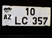 Avtomobil qeydiyyat nişanı - 10-LC-357