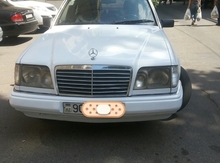 Mercedes E 250, 1993 il