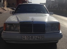 Mercedes E 230, 1992 il
