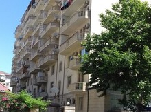 3-otaqlı yeni tikili, 8-ci mikrorayon q., 138.0 m²