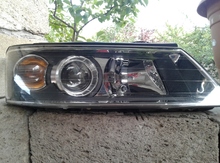 "Hyundai" farası