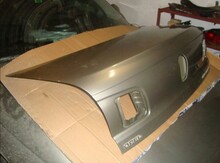 Крышка багажника "Opel Omega B"