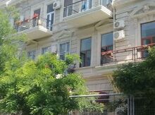 2-otaqlı mənzil kirayə verilir, Sahil m., 60 m²