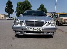 Mercedes E 220, 2000 il