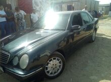 Mercedes E 220, 1999 il