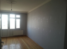 3-otaqlı mənzil,Gəncə ş., 150 m²