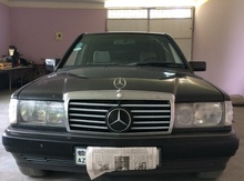 Mercedes 190, 1990 il