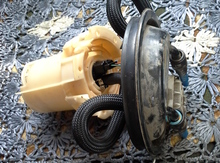 "Opel Corsa" benzin nasos