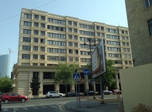 2-otaqlı mənzil kirayə verilir, 28 May m/s. , 70 m²