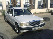Mercedes 190, 1995 il