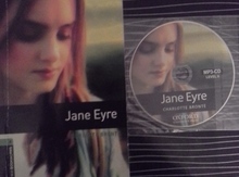 "Jane Eyre" və "Emily Bronthe" kitabları