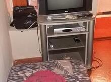 2-otaqlı mənzil kirayə verilir, E.Akademiyası m., 35 m²