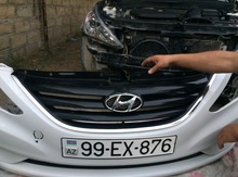 "Hyundai" radiator barmaqlığı