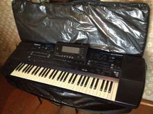 Sintezator "Roland m2000"