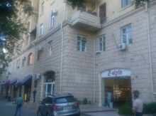 1-otaqlı mənzil, Bakıxanov küç., 42 m²