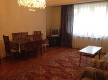 4-otaqlı mənzil kirayə verilir, Elmlər Akademiyası m., 90 m²
