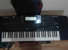 Sintezator "Roland-EM2000"
