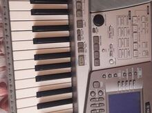 Sintezator "Yamaha 2100"