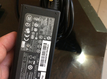 "Hp" adapter