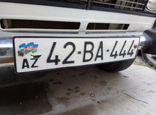 Avtomobil qeydiyyat nişani - 42-BA-444
