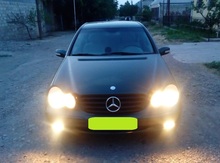 Mercedes C 200, 2001 il