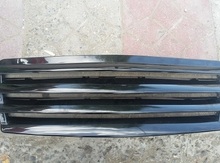 "Mercedes W202" radiator barmaqlığı