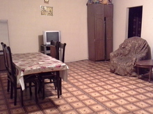 2-otaqlı mənzil kirayə verilir, Nəsimi r., 50 m²