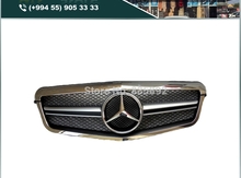 "Mercedes W212 2009-2013" radiator barmaqlığı