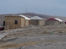 30 sot torpaq sahəsi, Nübar qəs.