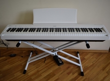 Sintezator "Kawai ES 110"