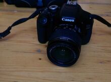 Fotoaparat "Canon EOS 600D"