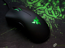 Kompüter siçanı "Razer DeathAdder"