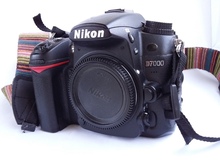 Fotoaparat "Nikon D7000", "Nikkor 50mm f/1.8G"