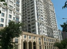 3-otaqlı yeni tikili, Elmlər Akademiyası m., 153.0 m²