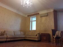 3-otaqlı yeni tikili, H.Zərdabi pr., 135 m²