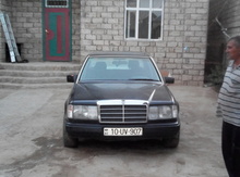 Mercedes E 220, 1993 il