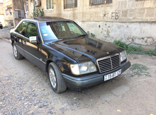 Mercedes E 250, 1993 il